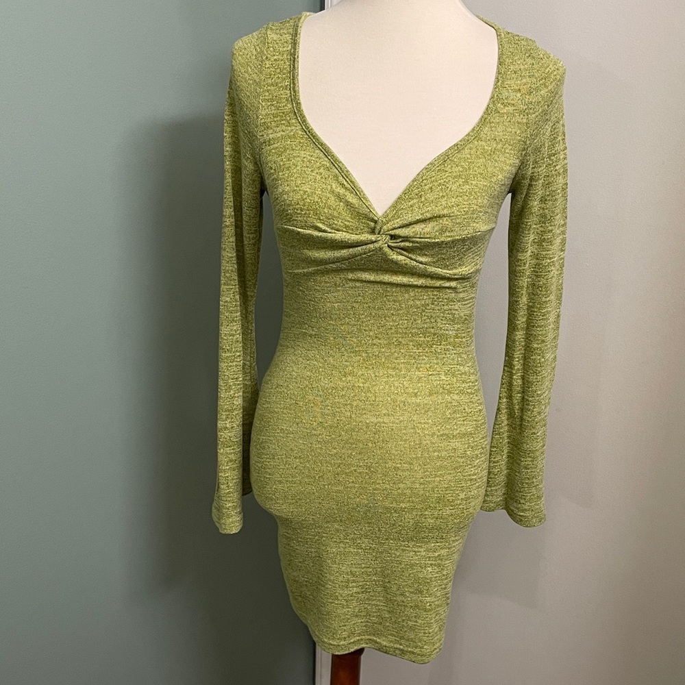 Lime / Avocado Green Long-Sleeve Dress